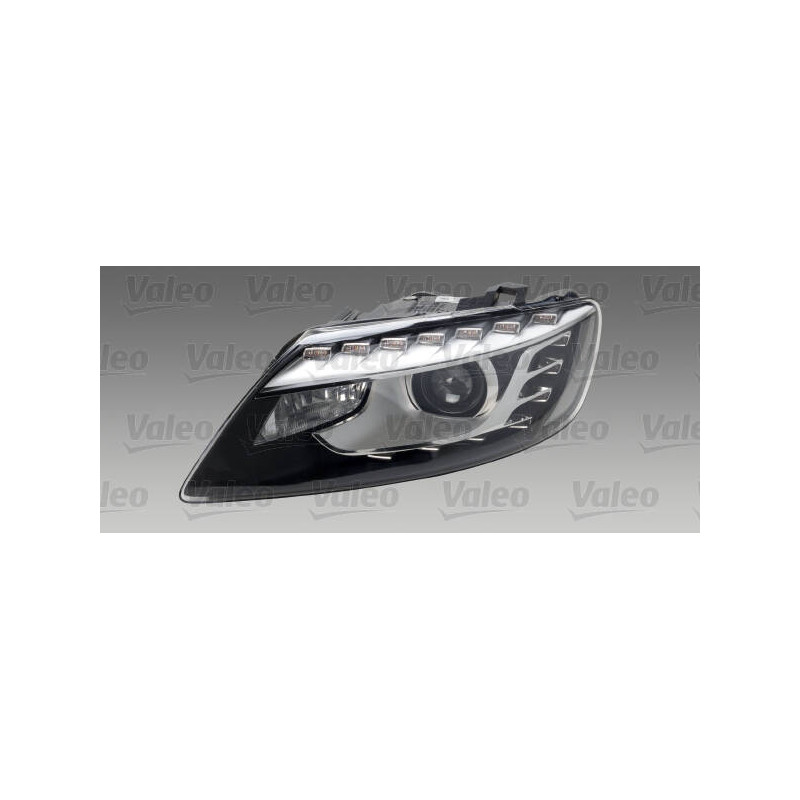 VALEO Hlavný svetlomet 044138