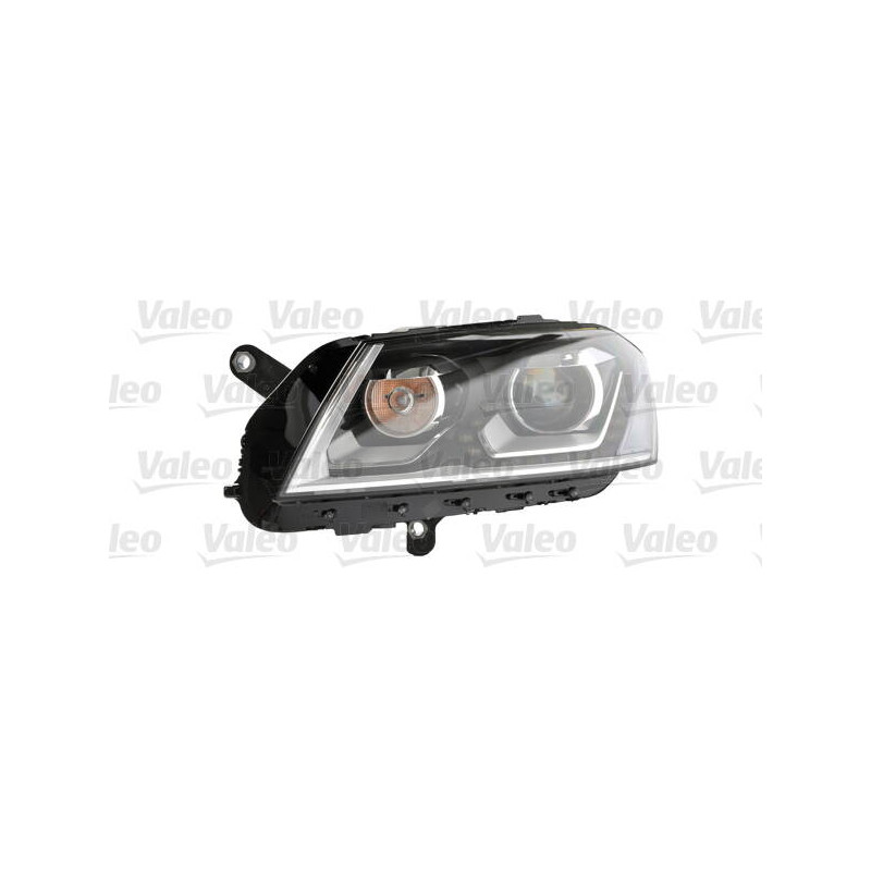 VALEO Hlavný svetlomet 044506